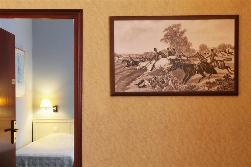 Best Western De Diane Nevers Pokój zdjęcie